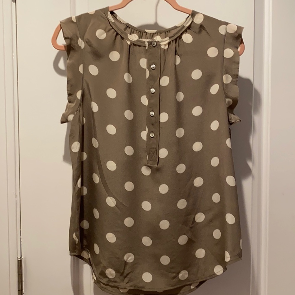 Gray & White Polka Dot Sleeveless Silk Top LikeNew